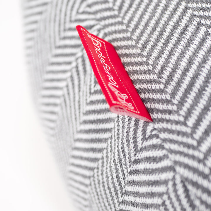 Lille Fodskammel - Strikket Sildebensmønster Grå 02