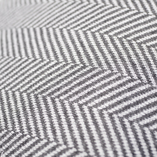 Lille Fodskammel - Strikket Sildebensmønster Grå 03