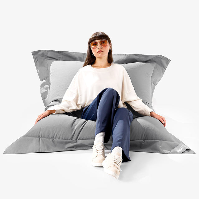 SoleiStorm™ Ultra 2000 h+ Sækkestol XXL Udendørs - Mellemgrå 01