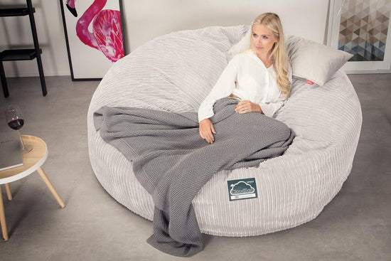 LOUNGE PUG, CloudSac 3000 XXL, Stor Dobbelt Sækkestol Sofa med Memory Skum, Klassisk Jernbanefløjl Elfenben