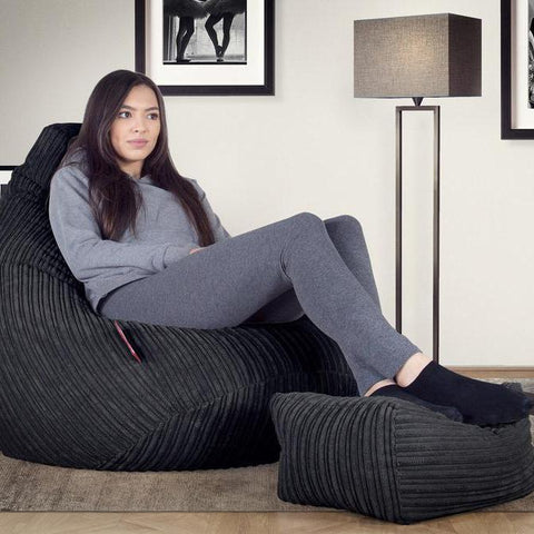 Disse sækkestol er lavet til vokse og populær hos børn. Sækkestolen med høj ryg er populær på grund af dens form, ergonomisk design og det at den er let at opbevare.