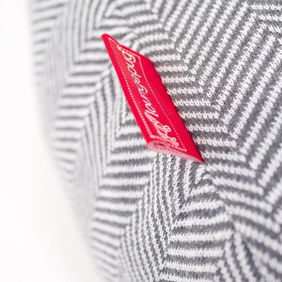 Lille Fodskammel - Strikket Sildebensmønster Grå 02