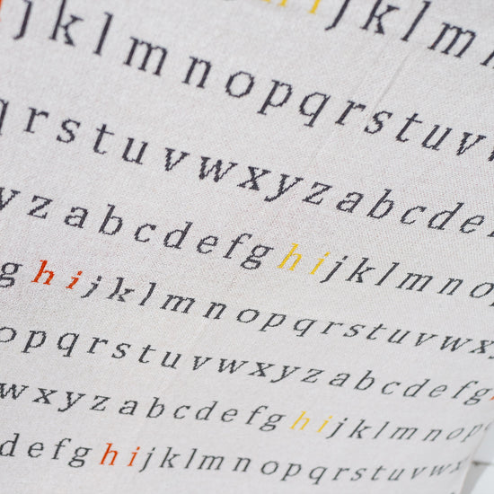 Plaid / Tæppe - Strikket Alfabet 02