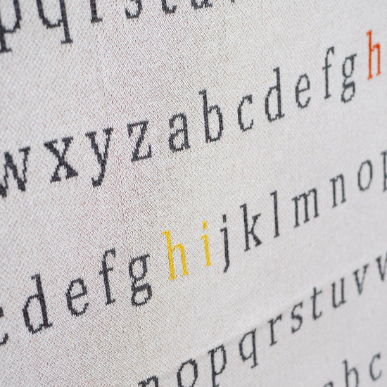 Plaid / Tæppe - Strikket Alfabet 04