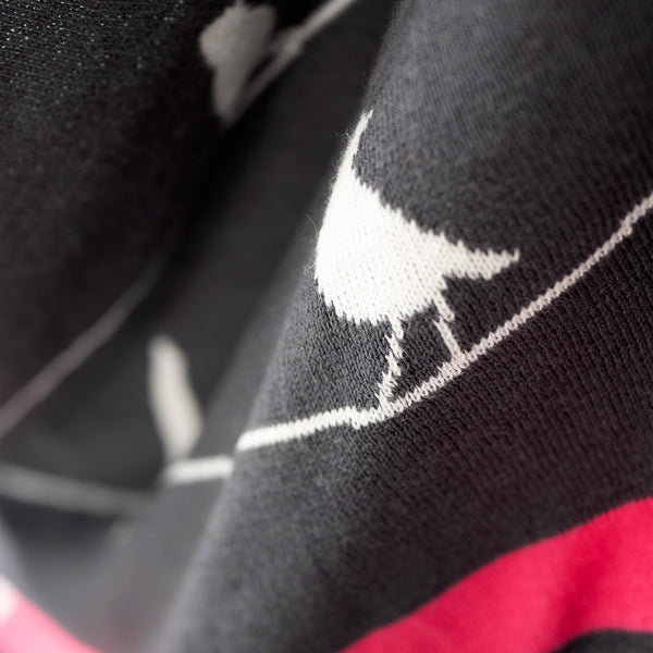Plaid / Tæppe - Strikket Bird Fabric Close-up Image