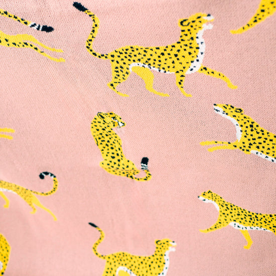 Plaid / Tæppe - Strikket Gepard Pink 02
