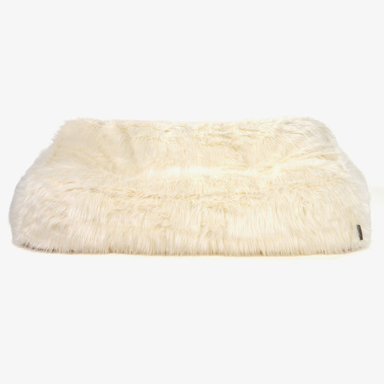 Sloucher Sækkesofa - Mongolsk Imiteret Pels Cremefarvet 02