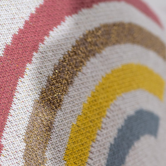 Pudebetræk 47 x 47cm - Strikket Regnbue 03