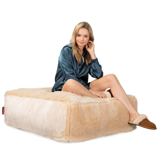 LOUNGE PUG, CloudSac 250, Fodskammel Puf med Memory Skum, Falsk Pels Hvid