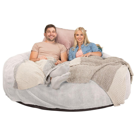 LOUNGE PUG, CloudSac 3000 XXL, Stor Dobbelt Sækkestol Sofa med Memory Skum, Pom Pom Cremefarvet