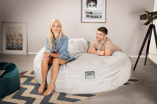 LOUNGE PUG, CloudSac 3000 XXL, Stor Dobbelt Sækkestol Sofa med Memory Skum, Fløjl Sølv