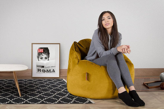 LOUNGE PUG®, Sækkestol 'Knus' - Fløjl Guld