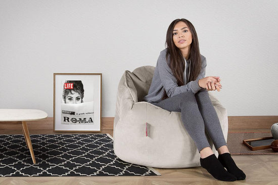 LOUNGE PUG®, Sækkestol 'Knus' - Fløjl Sølv