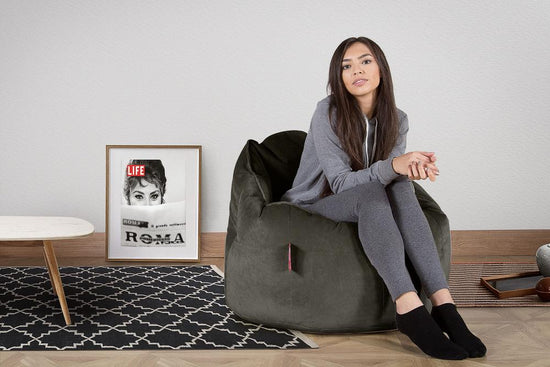 LOUNGE PUG®, Sækkestol 'Knus' - Fløjl Grafit Grå