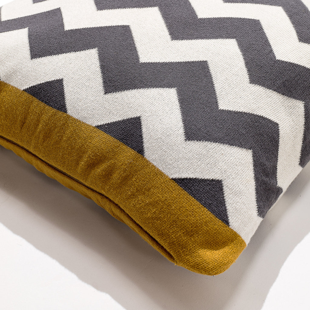 Pude 47 x 47cm - 100% Bomulds Aztec 02