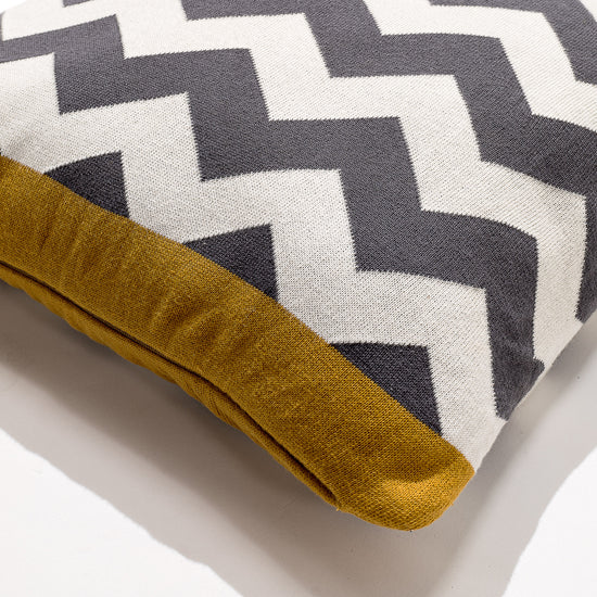 Pude 47 x 47cm - 100% Bomulds Aztec 02