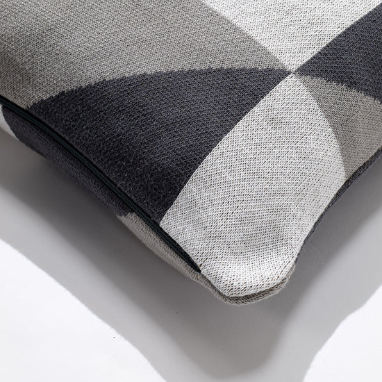 Pude 47 x 47cm - 100% Bomulds Prism 02