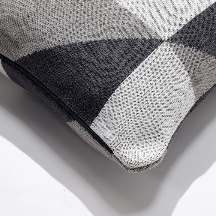 Pude 47 x 47cm - 100% Bomulds Prism 02