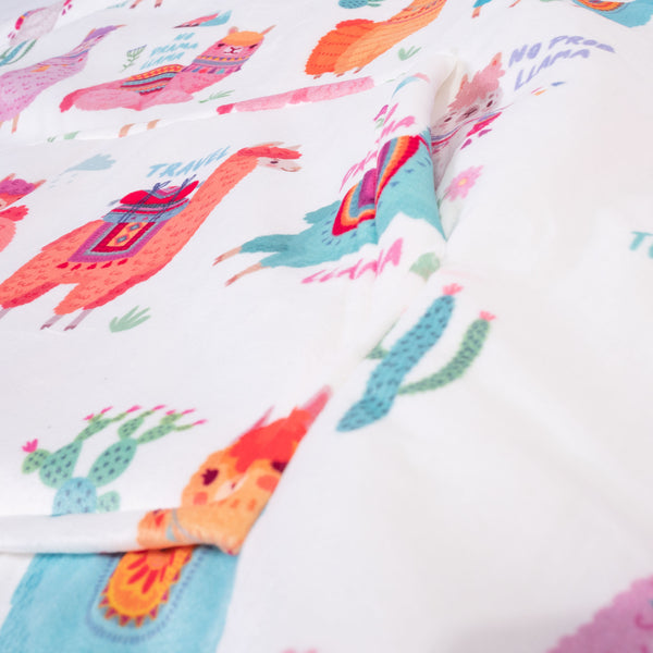 Oversized Hoodie-tæppe som Sweatshirt til Voksne - Minky Llama Fabric Close-up Image